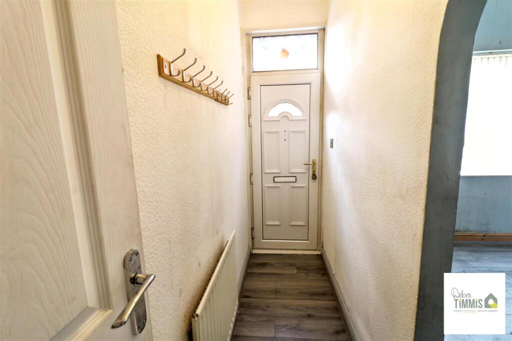 House in Stoke-on-Trent - View 5