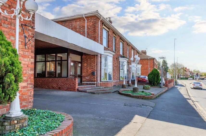 Main image of property: 54, Waterside, Evesham, WR11 1JZ