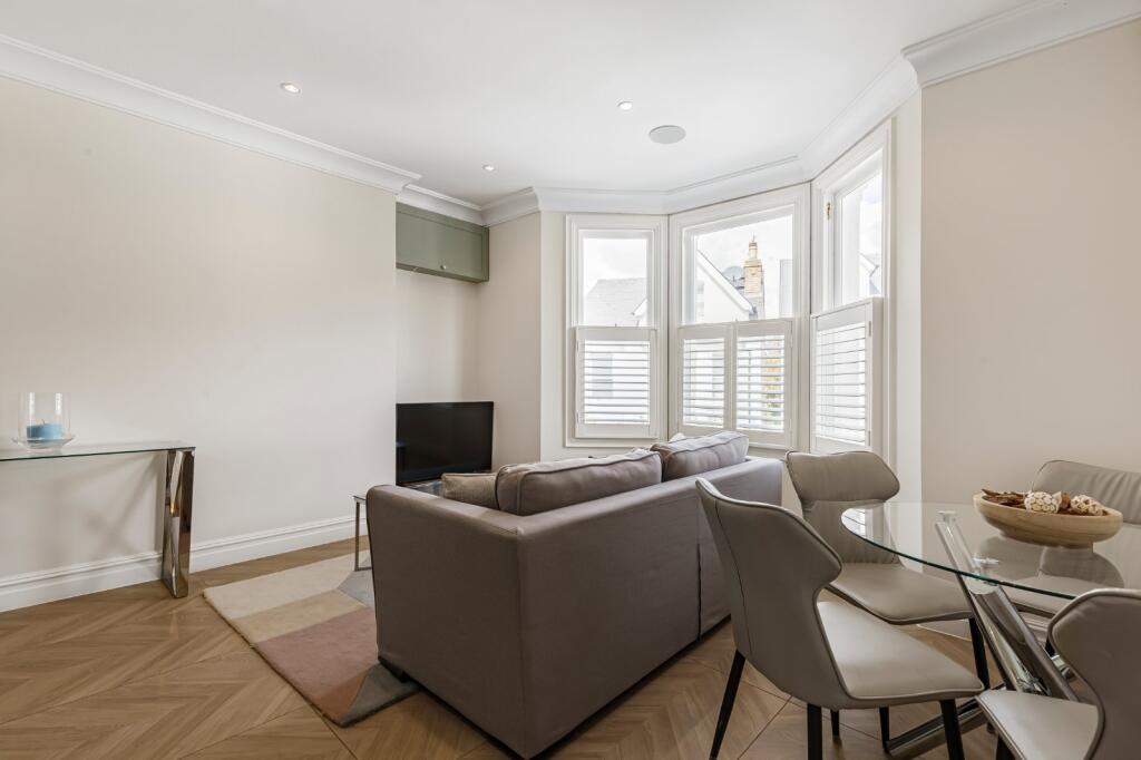 Apartment in Richmond, North Sheen - View 4