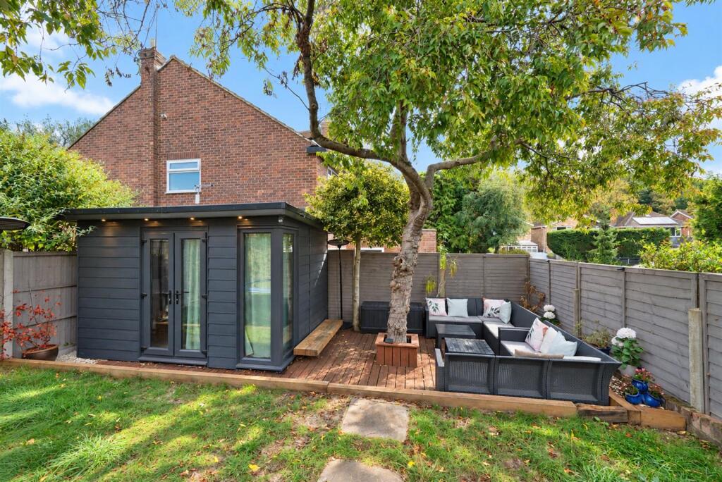 House in Watford - View 4