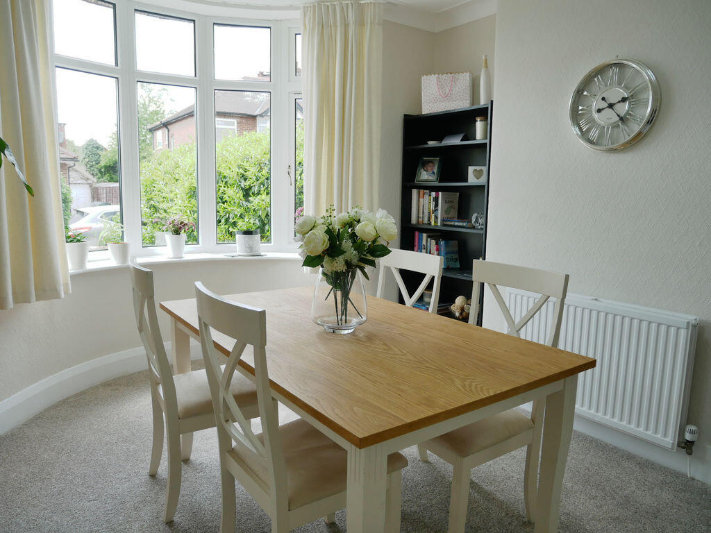 Dingle Grove, Gatley photo 3
