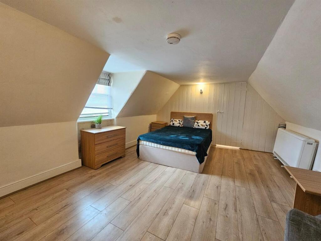 Main image of property: Flat 3, 37c High Street, Mildenhall, Bury St. Edmunds