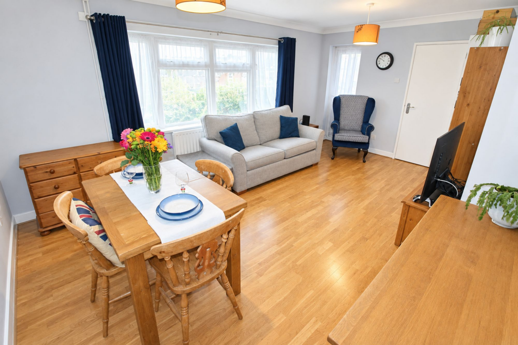 Main image of property: Little Platt, Guildford, GU2