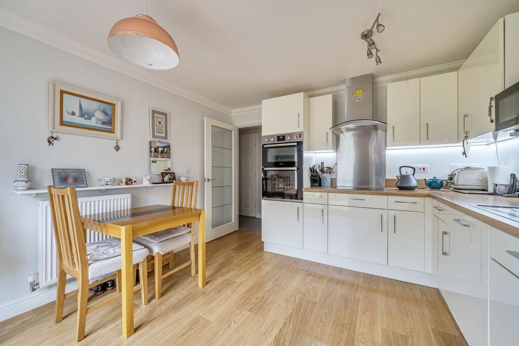 House in Plymouth, Callington - More