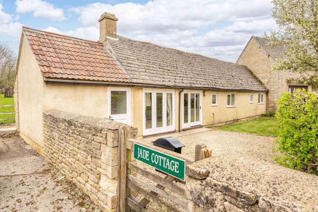 Main image of property: Eastcourt, Malmesbury, SN16