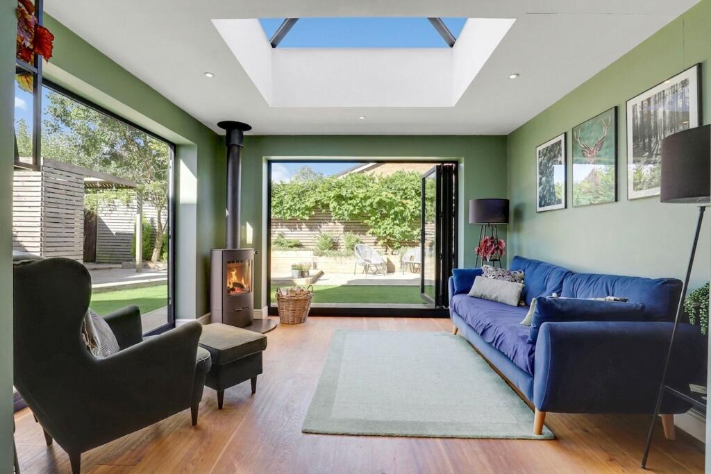 House in Ashfield, Hillside, Hucknall - View 4