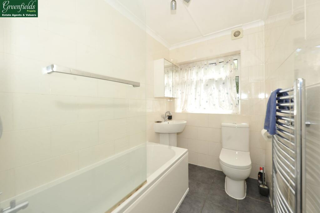 Apartment in Harrow - View 4