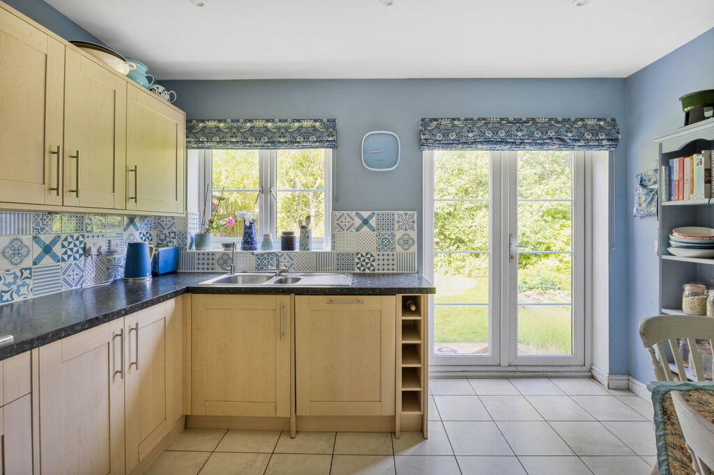 Bluebell Mead, Corsham, SN13 9FS - View 2