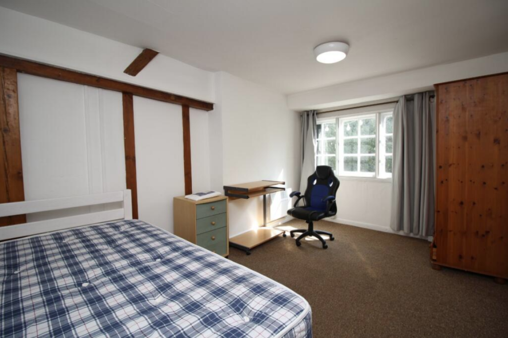 Main image of property: Broad Street, Canterbury