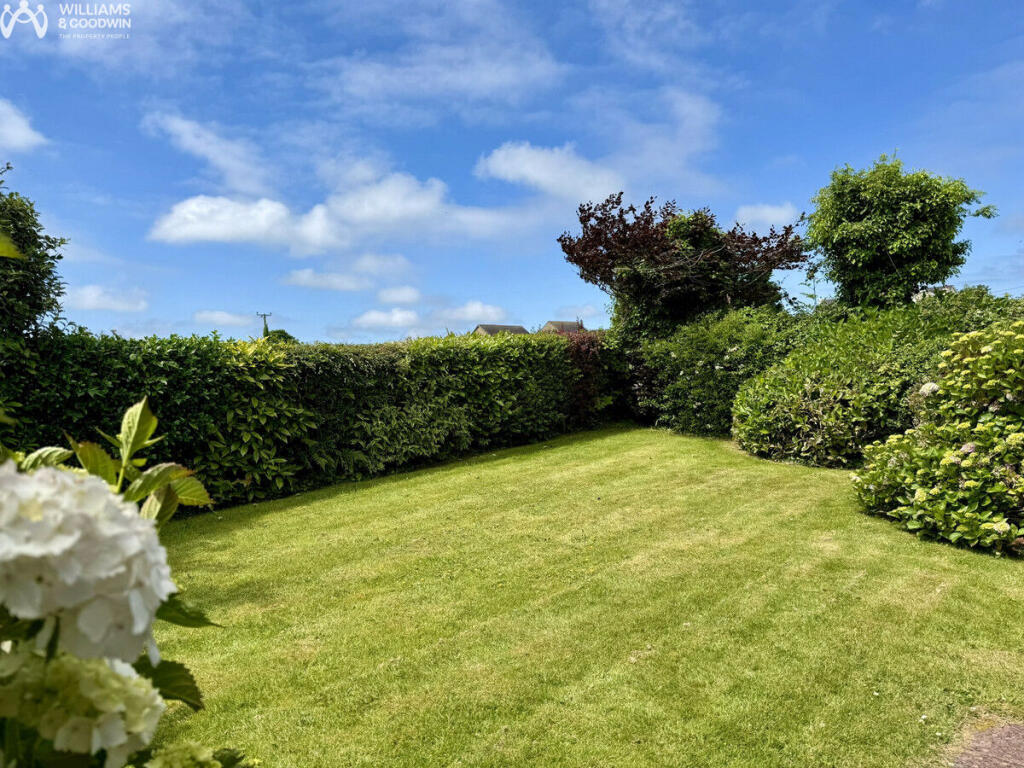 House in Anglesey, Ynys Môn / Isle of Anglesey - View 2