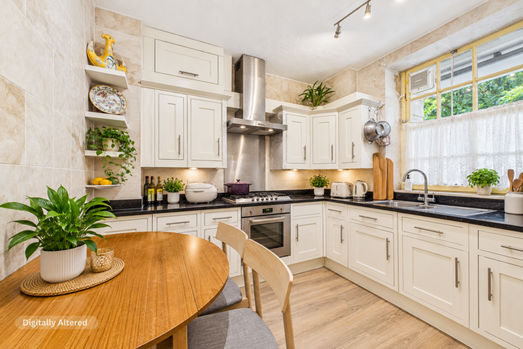 Apartment in London - View 4