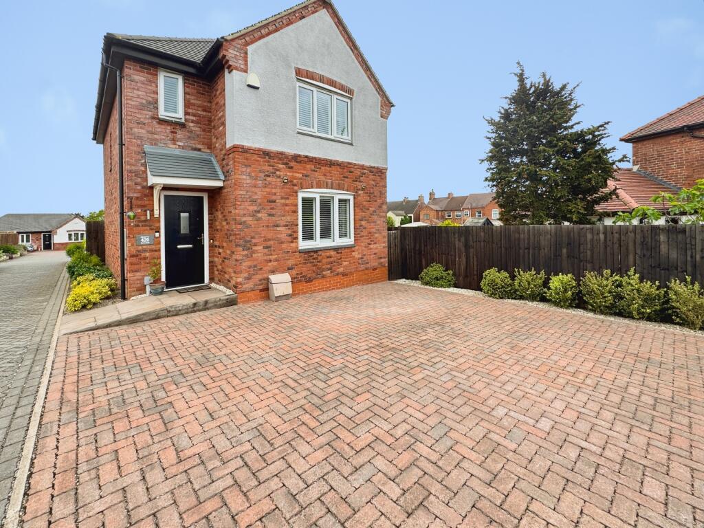 Main image of property: Burton Road, Midway, Swadlincote, Derbyshire, DE11