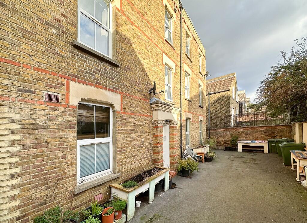 Main image of property: South Lambeth Road, London, SW8