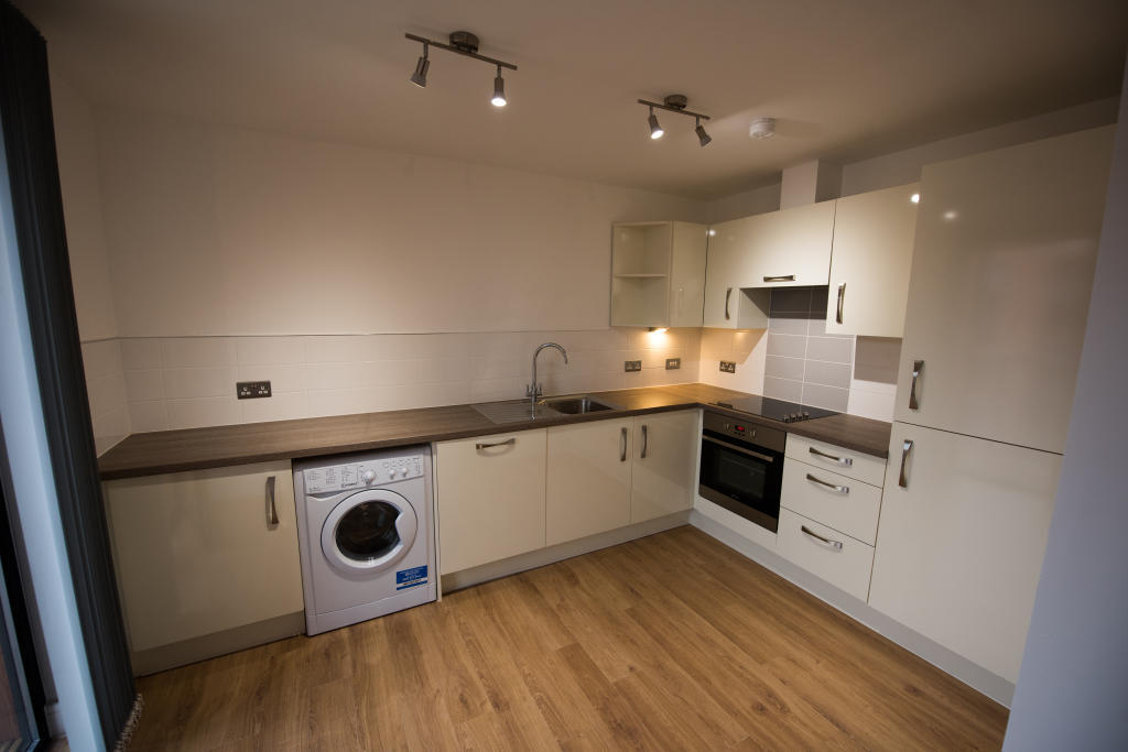 Apartment in Liverpool - View 3