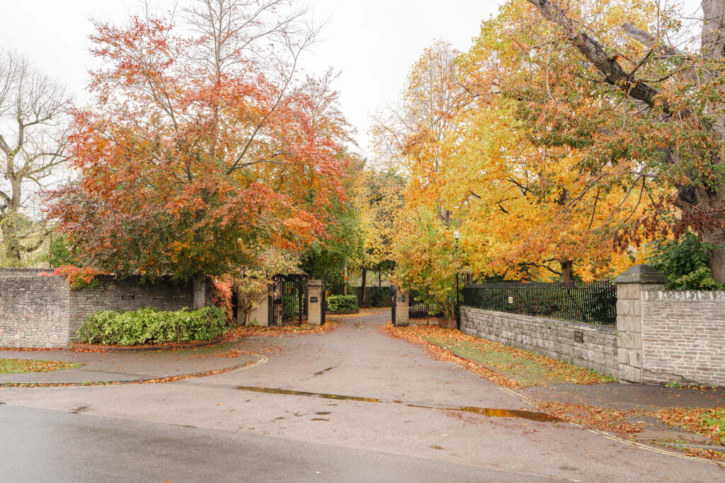 Cedar Hall, Frenchay photo 4
