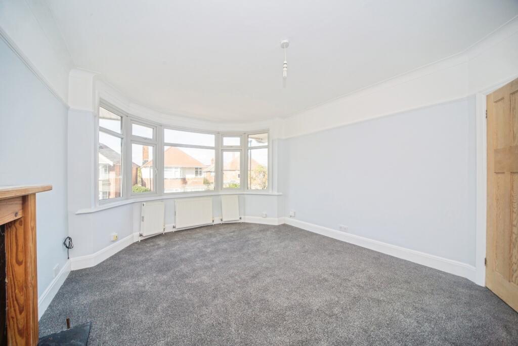 Apartment in Southampton, St James - View 3