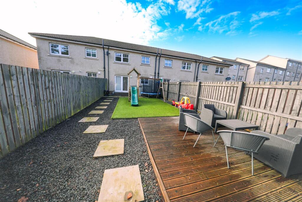 Main image of property: Lochtyview Way, Thornton