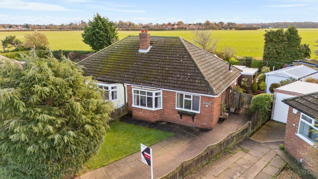 Main image of property: Ellesmere Rise, Grimsby, DN34