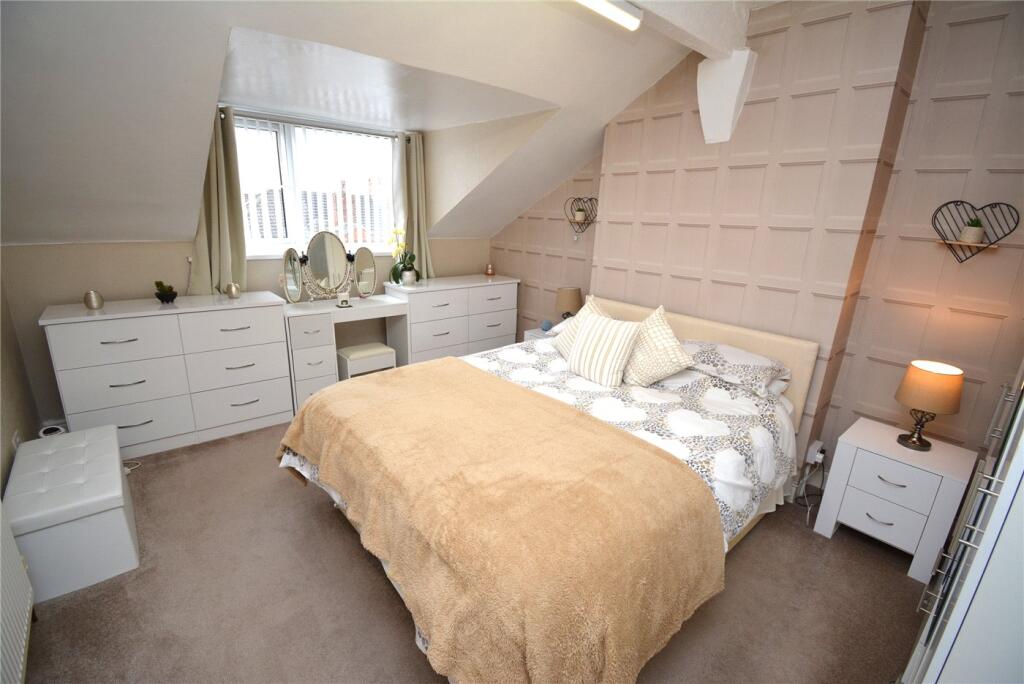 Apartment in Wirral, Liverpool City Region - View 4