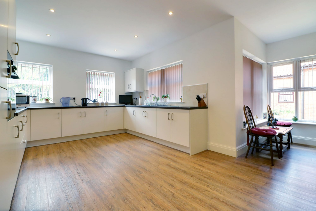 House in Doncaster - View 5