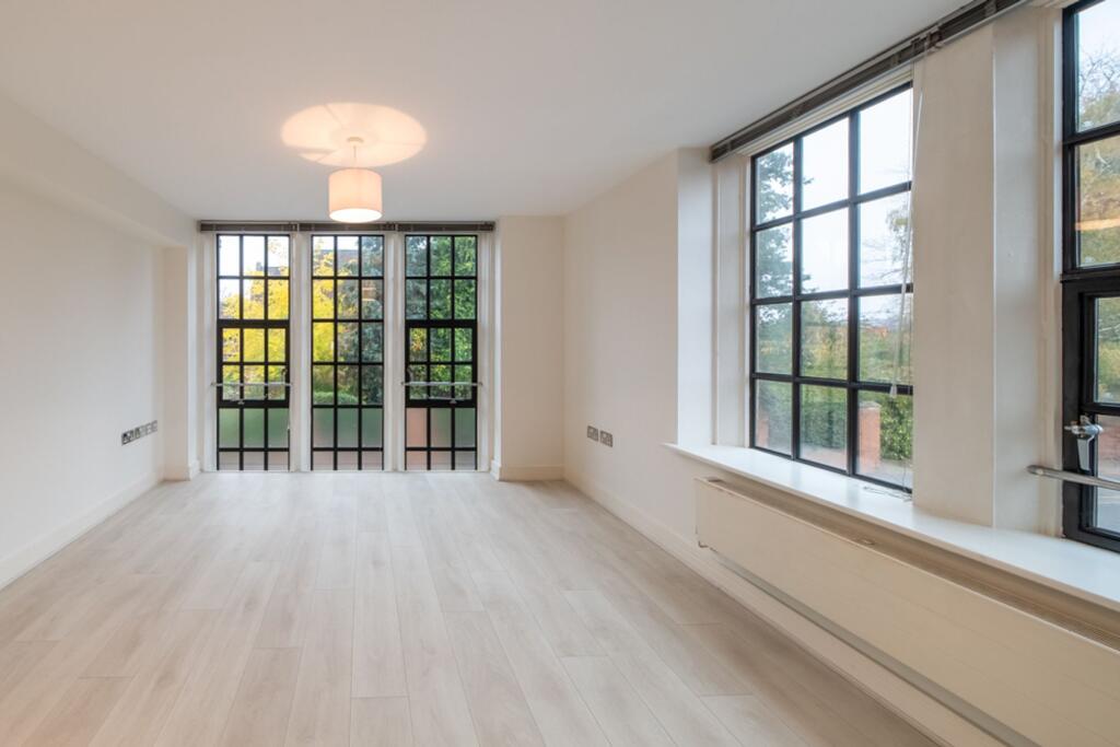 Apartment in Worcester - View 5