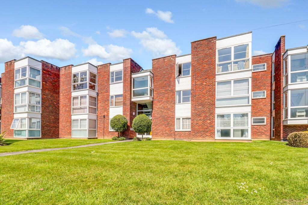 Main image of property: Thorpe Hall Avenue, Thorpe Bay, SS1