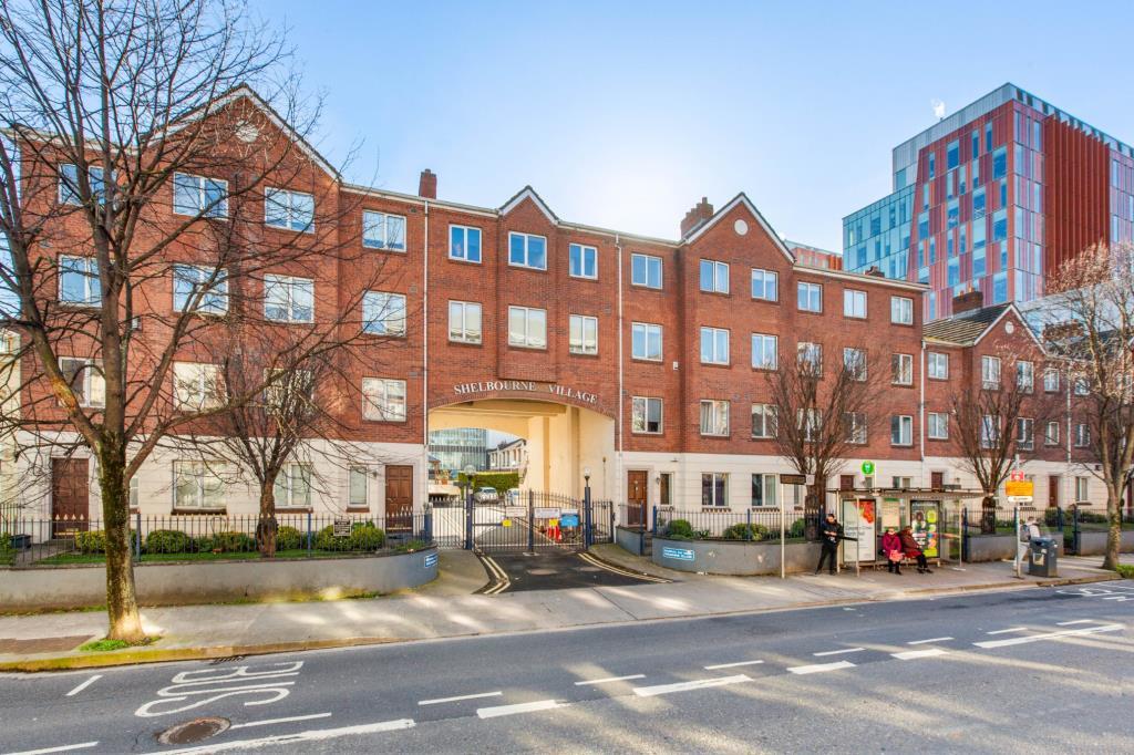 Main image of property: 16 Shelbourne Village, Ringsend Road, Dublin 4, D04 RY76