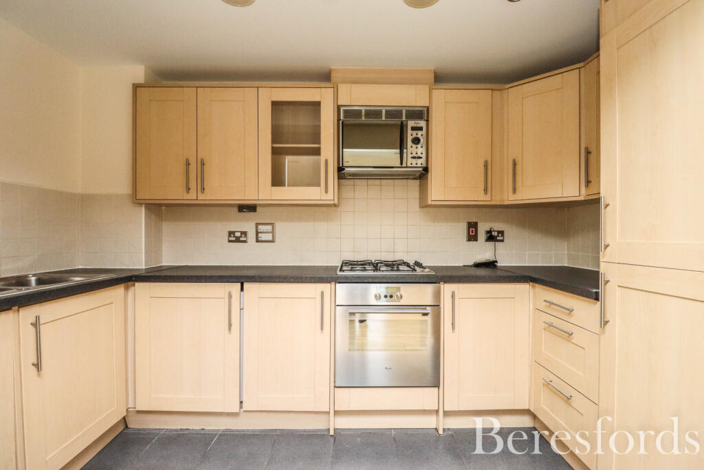 Apartment in Chelmsford - View 3
