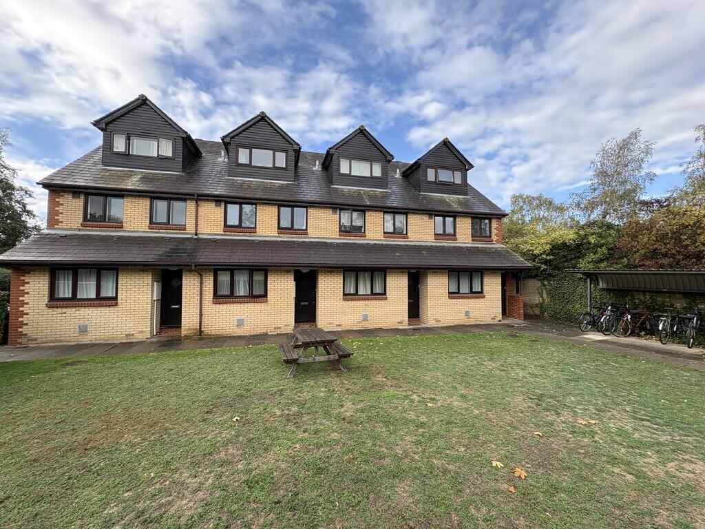Main image of property: Sleaford Street, Cambridge