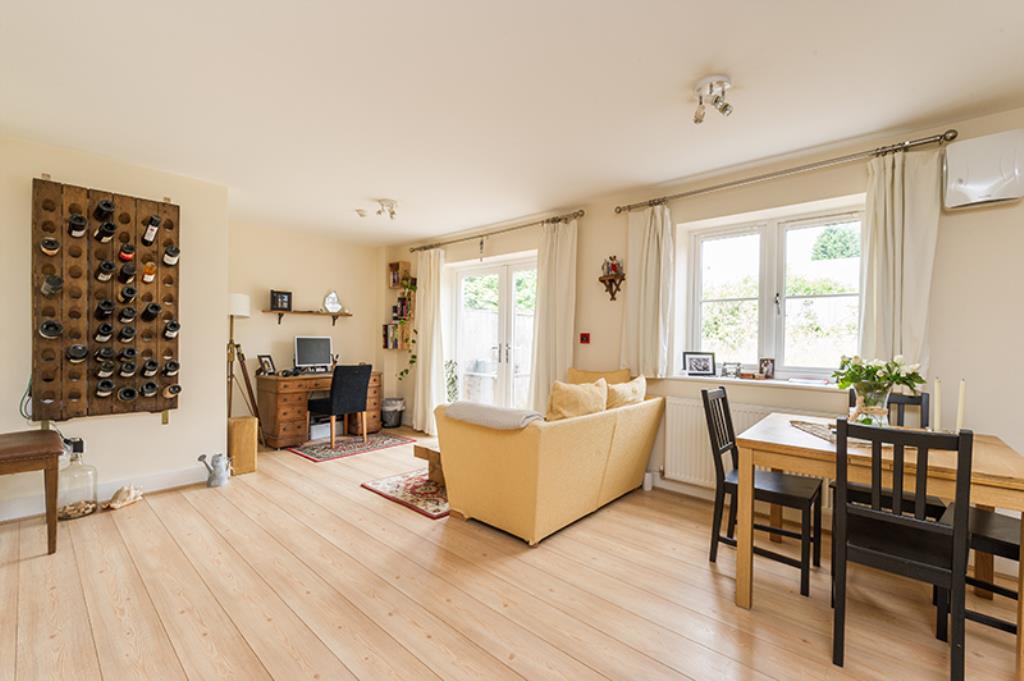 Main image of property: Bateman Street, Headington, OX3 7BG