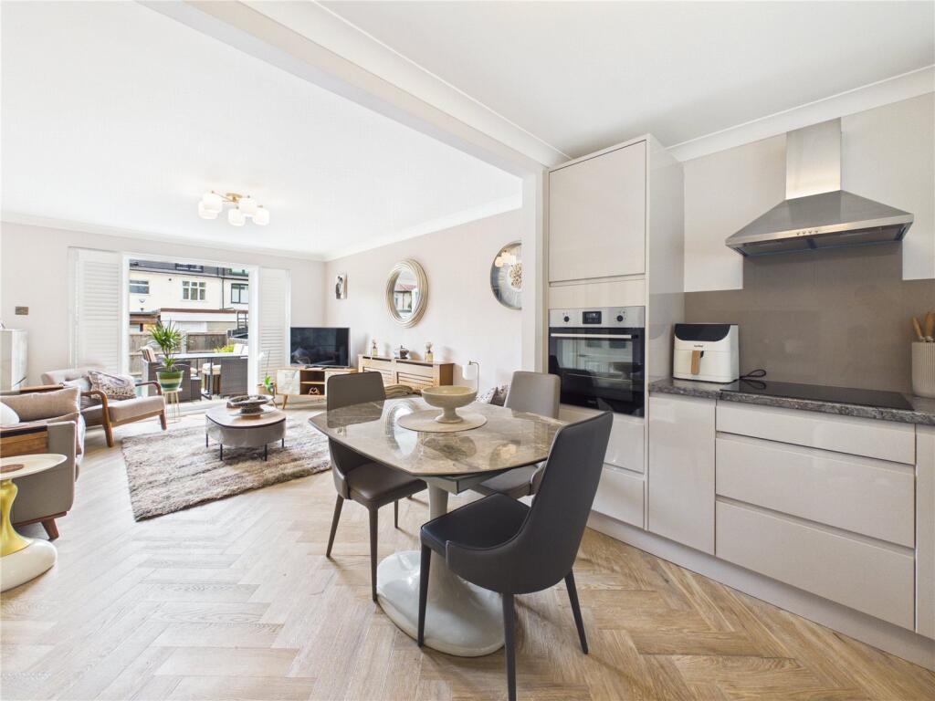 House in London - More