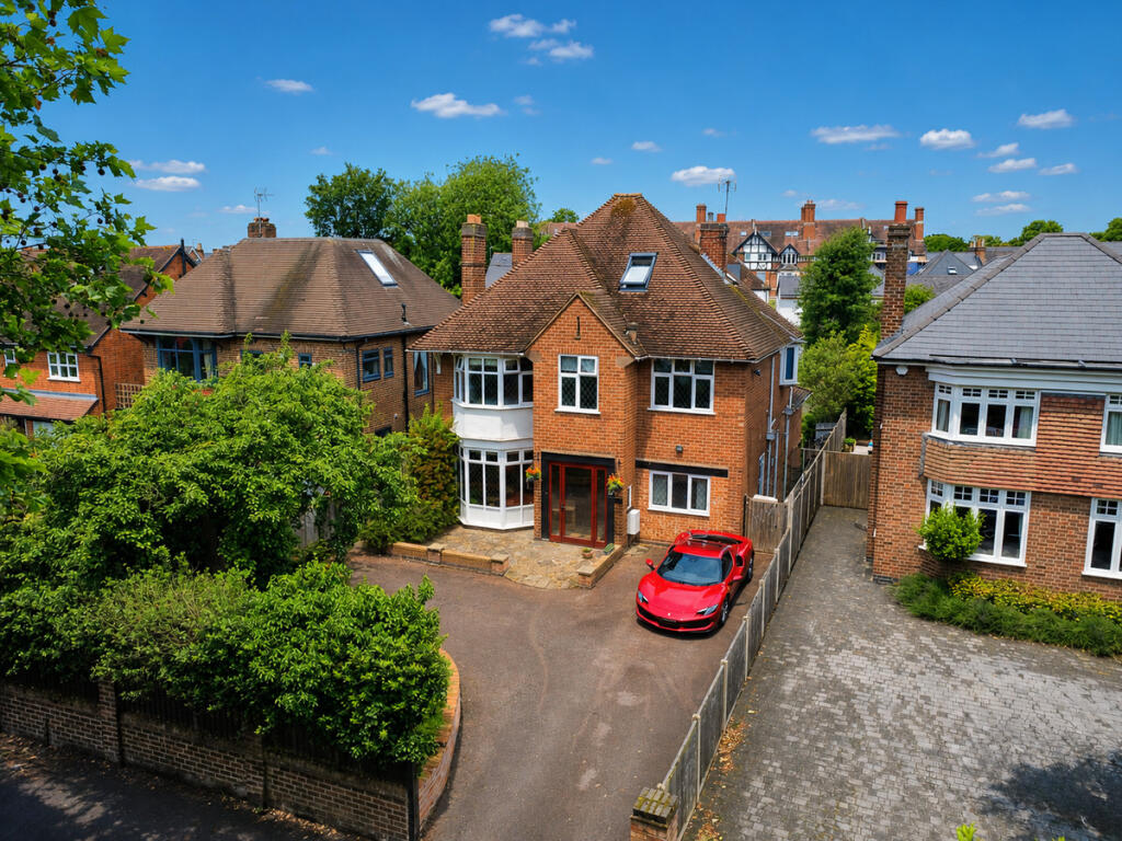 Main image of property: Warwick Place, Leamington Spa Town Centre, Large Gardens
