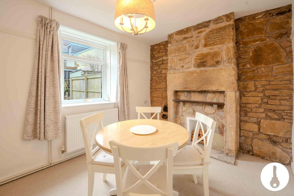 Main image of property: Parrs Road, Prenton, CH43 5