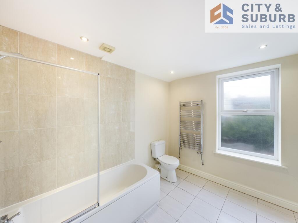 3 bedroom ground floor flat for rent