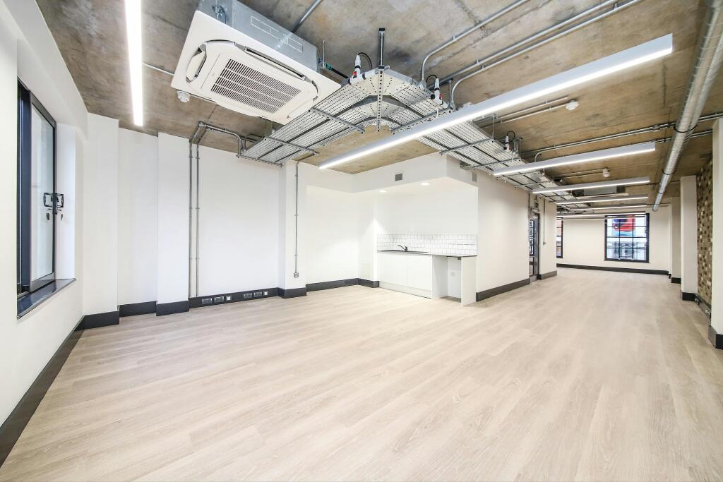 6 Princes Street 2nd floor (8).jpg