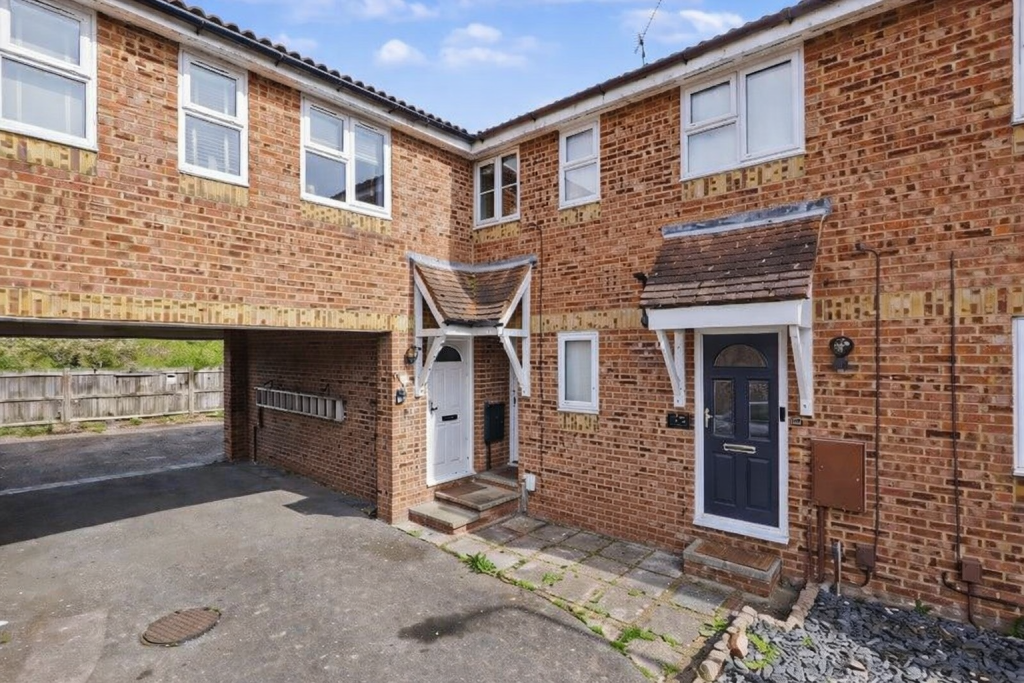 Main image of property: Walsby Drive,Kemsley,Sittingbourne,ME10 2TT