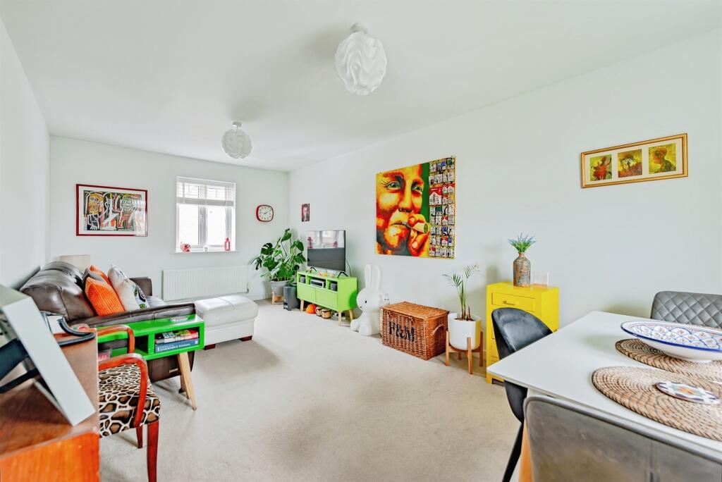 Somerley Drive, Crawley - View 6