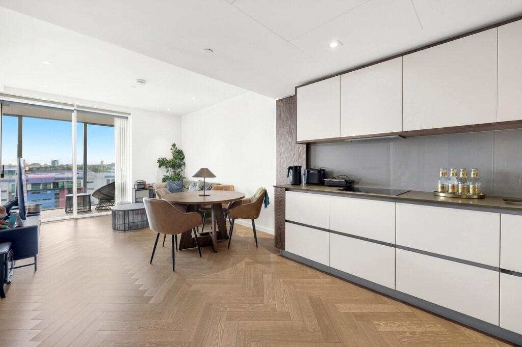 Apartment in London, Clapham Junction - View 5