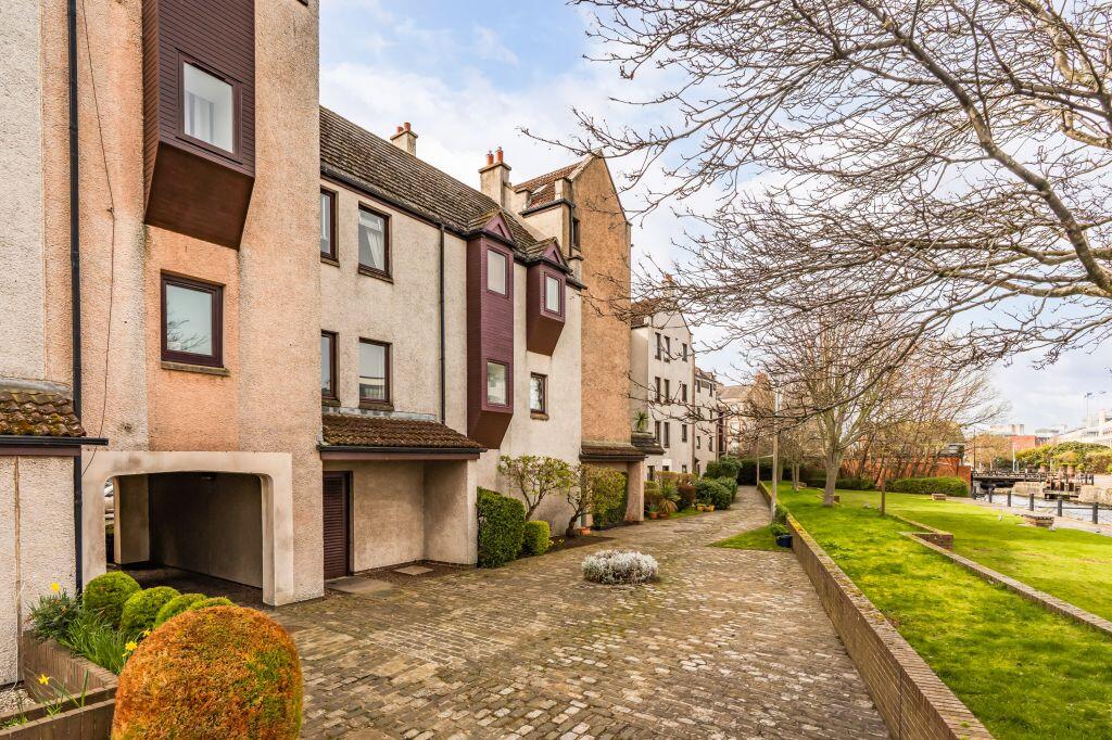 Main image of property: 7/5 Sandport, Edinburgh EH6 6PL