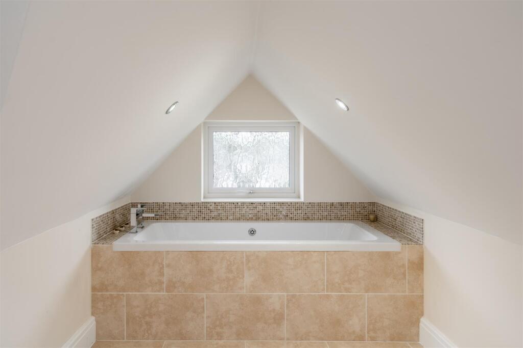 Additional image 21 of Whitefields Road, Solihull