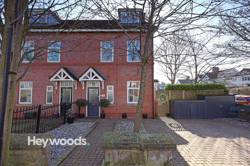4-bed semi-detached on Curzon Street, Newcastle, ST5, £270,000
