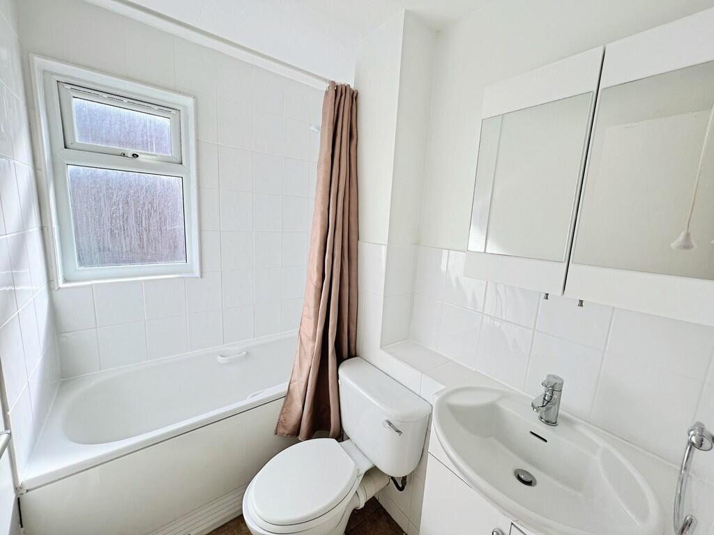 Apartment in Basingstoke and Deane, Basingstoke - View 5