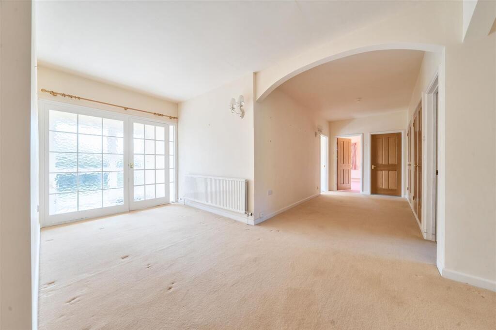 House in Llandrindod Wells - View 2