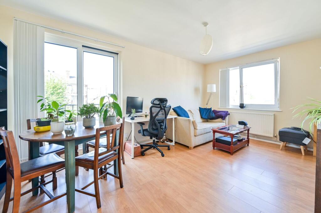 Main image of property: Olney Road, Kennington, London, SE17