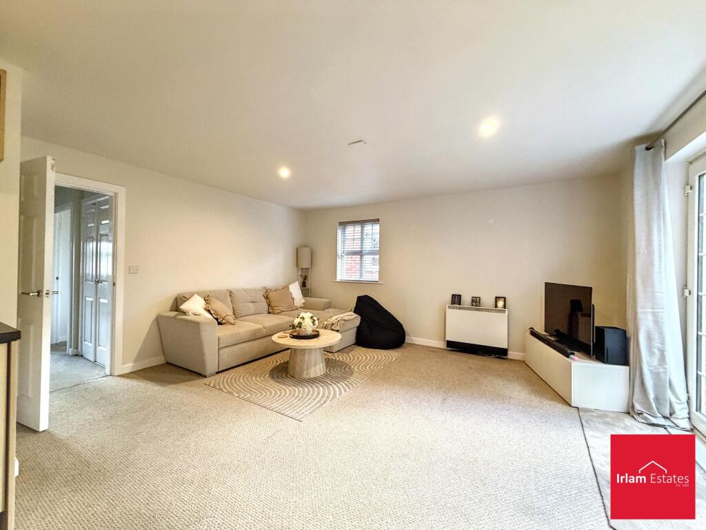 Apartment in Manchester - View 4
