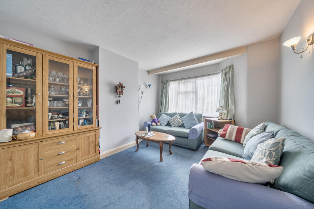 Wyvenhoe Road, Harrow photo 2