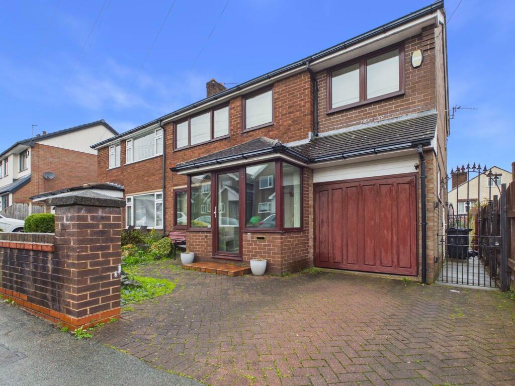 Main image of property: Milman Close, Ormskirk L39 4SJ
