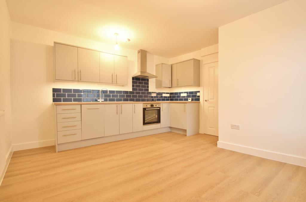 Apartment in Vale of White Horse, Caldecott, Abingdon on Thames - View 4