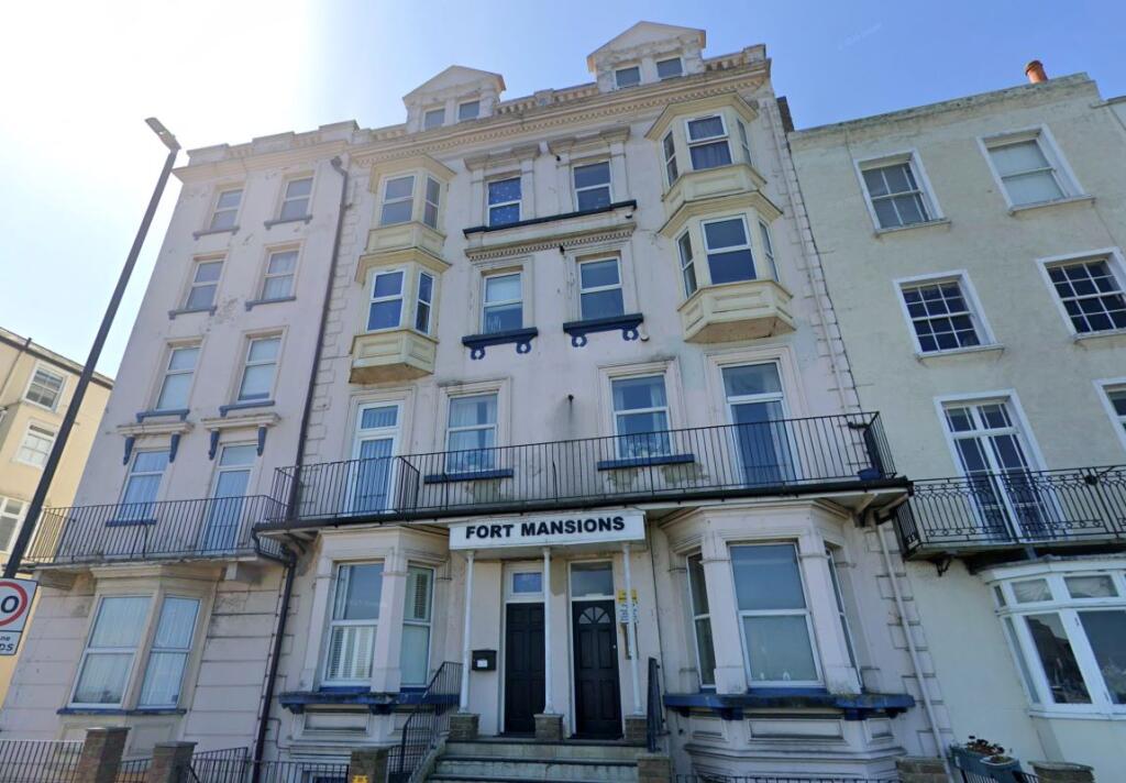 Main image of property: Flat 5 Fort Mansions, 9-11 Fort Crescent, Margate, Kent, CT9 1HN