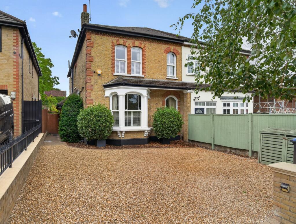 Main image of property: Stag Lane, Buckhurst Hill, Essex, IG9